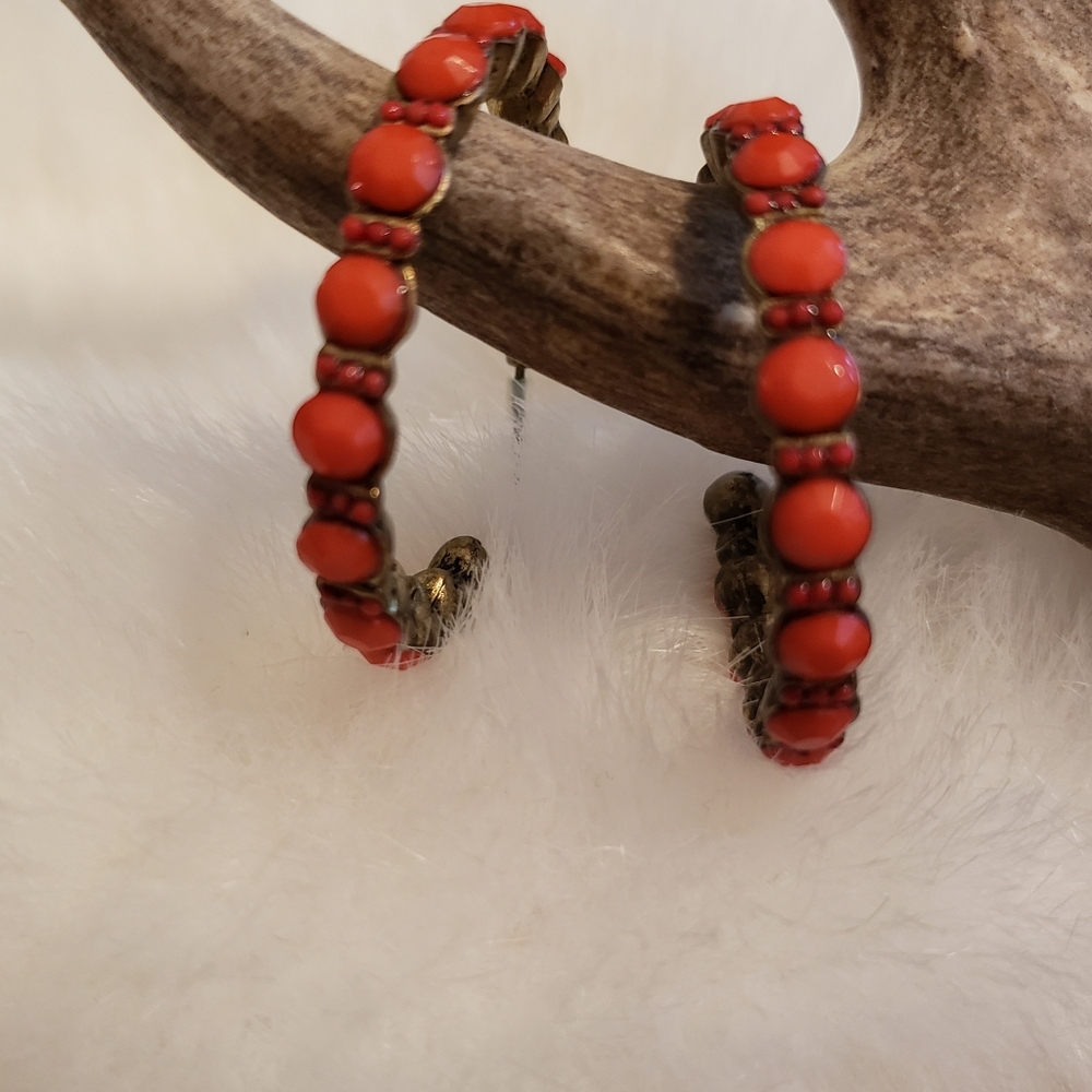 Hoop earrings - Picture 2 of 3